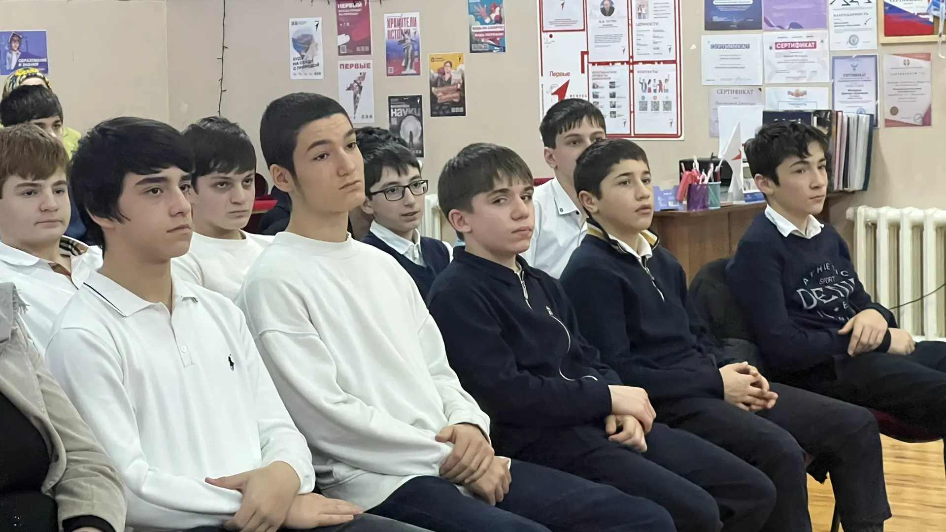 Когда дети учатся уважать друг друга. Беседы со школьниками в рамках Недели гармоничных межконфессиональных отношений прошли в Махачкале